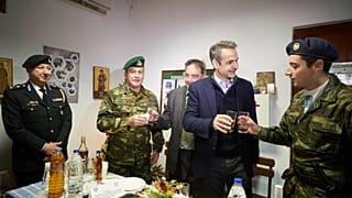 Ο Πρωθυπουργός Κυριάκος Μητσοτάκης επισκέφθηκε το φυλάκιο «Κασιωτών Αγωνιστών» της Κάσου