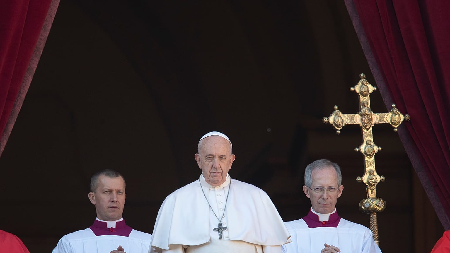 Natale: guerre e migranti nel messaggio del Papa