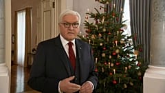 Steinmeier: "Die Demokratie braucht uns"