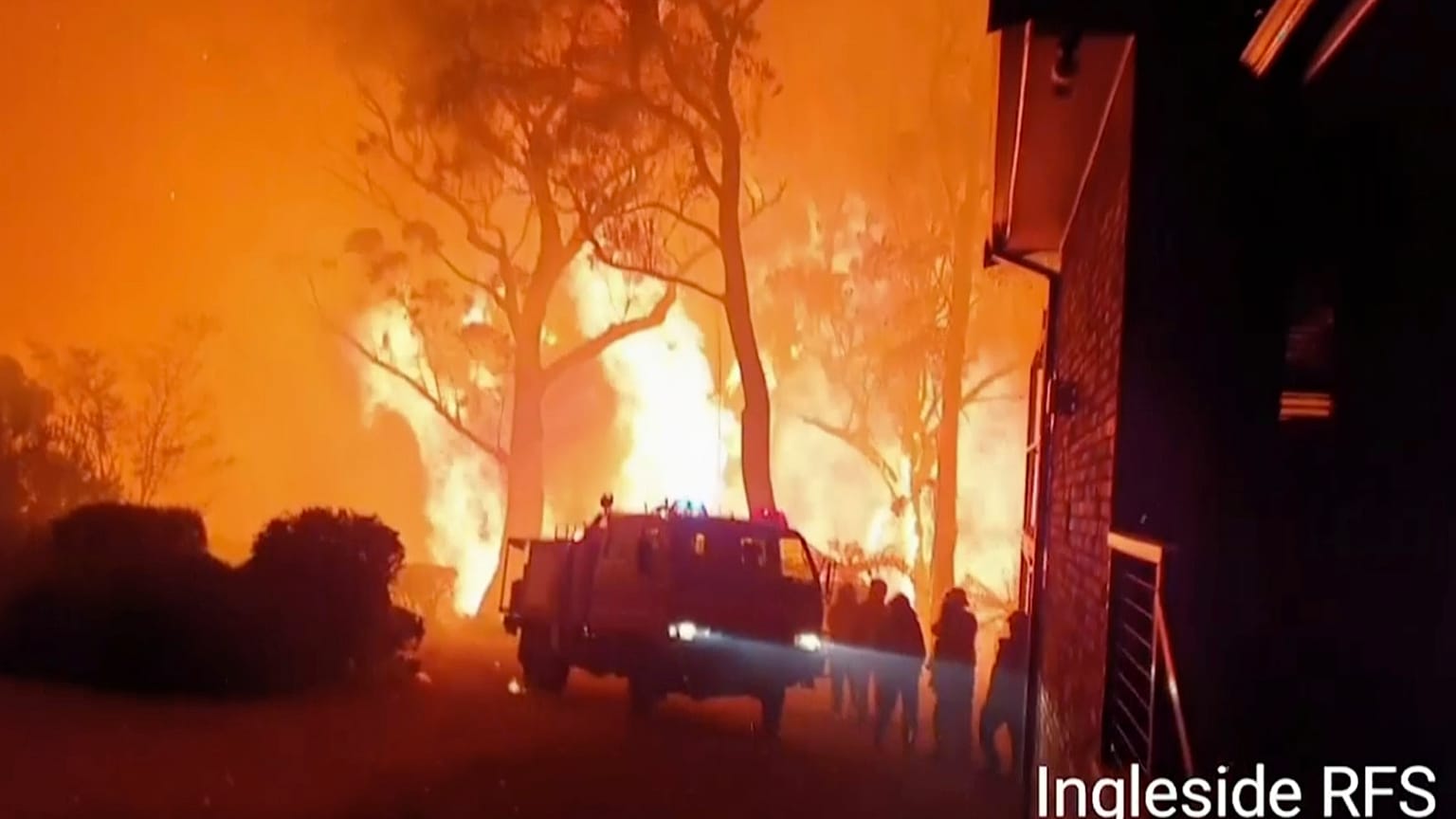 Australia devastata dagli incendi. Nel Nuovo Galles del Sud niente fuochi di Capodanno