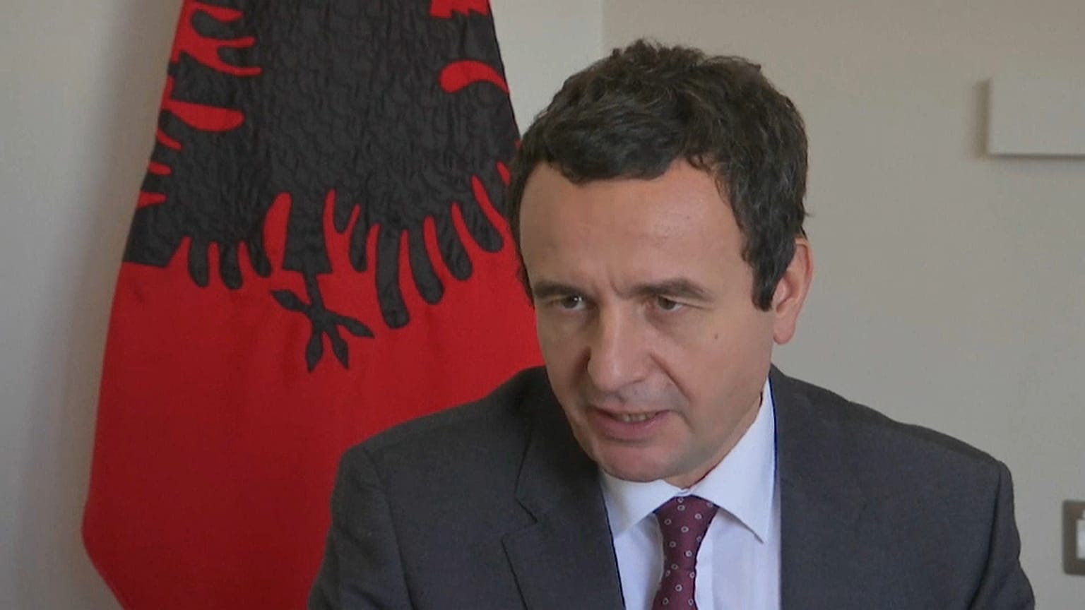 Kosova'da meclis başkanı seçildi ancak koalisyon kurulamadı