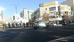 ممانعت نیروهای امنیتی ایران از برگزاری تجمعات در چهلم کشته‌شدگان اعتراض‌های آبان