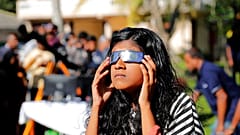 Himmelsspektakel: Beeindruckende ringförmige Sonnenfinsternis
