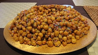 Un po' di "storia": le origini degli struffoli e San Gregorio Armeno