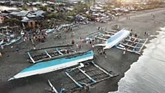 Le typhon Phanfone frappe les Philippines