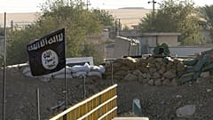 داعش يوجه رسالة للمسيحيين حول العالم .. وينشر فيديو لإعدام 11 مسيحيا في نيجيريا