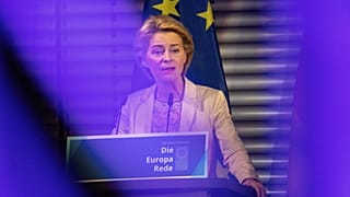 Von der Leyen: lehet, hogy meg kell hosszabbítani az EU-brit-tárgyalások határidejét