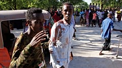 Somali'nin başkenti Mogadişu'da bombalı saldırı: 2'si Türk en az 78 ölü