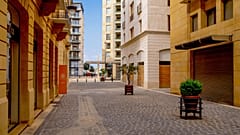 مع تأزم الوضع الاقتصادي في لبنان .. التجار يكافحون من أجل البقاء
