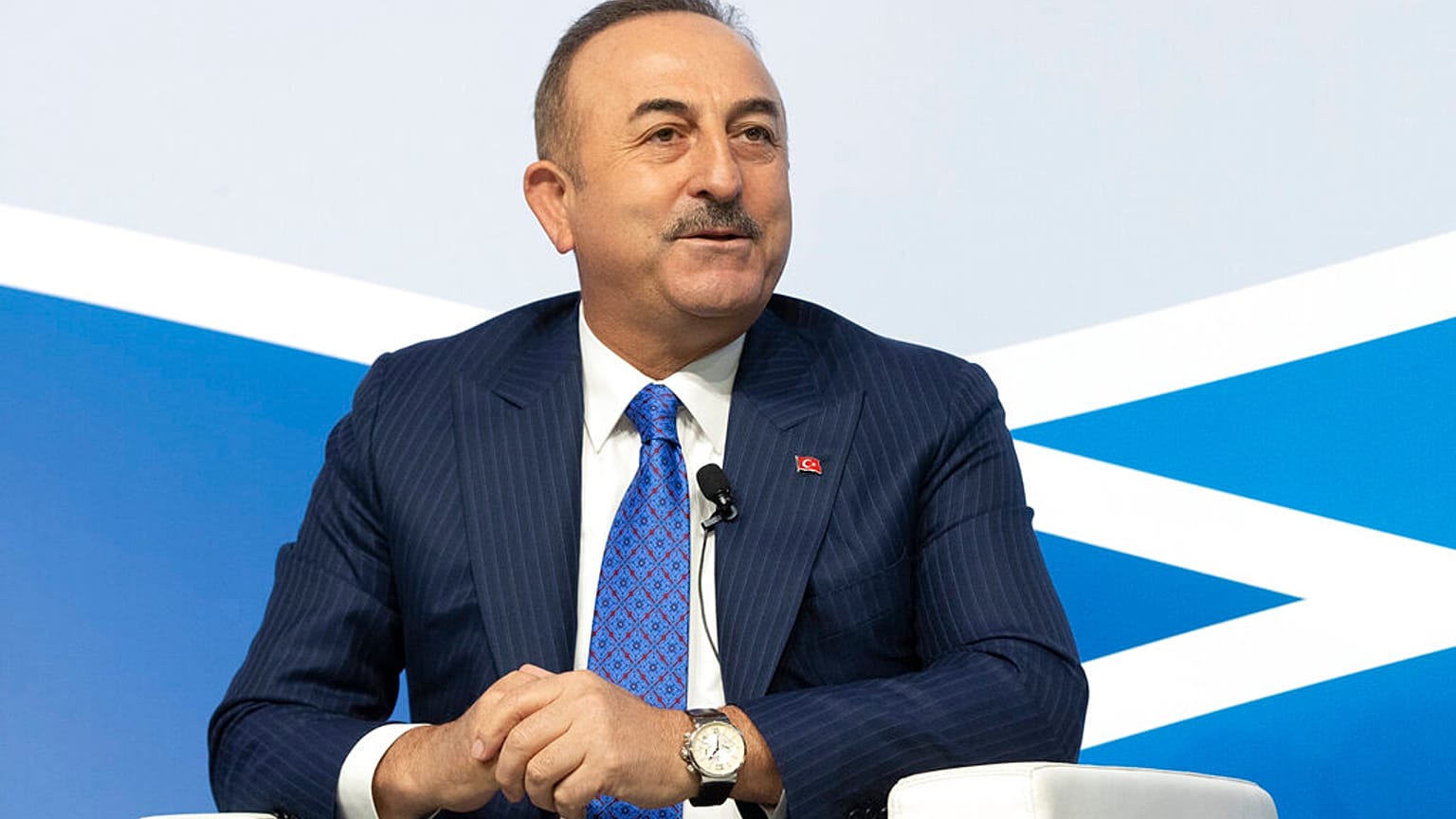 Τσαβούσογλου: «Αν η Λιβύη γίνει Συρία, θα έρθει και η σειρά άλλων»