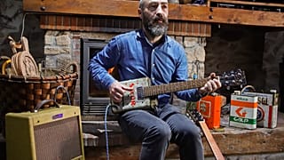 Músico transmontano faz guitarras com latas de óleo