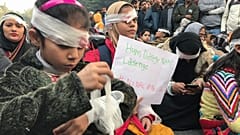India in piazza contro la legge sulla cittadinanza