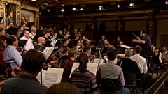 La Orquesta Filarmónica de Viena y el director Andris Nelsons