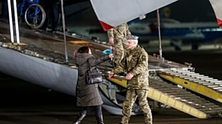 Fogolycsere Kelet-Ukrajnával: 203 ember szabadult a fogságból