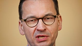 Lengyel miniszterelnök: Putyin hazudik