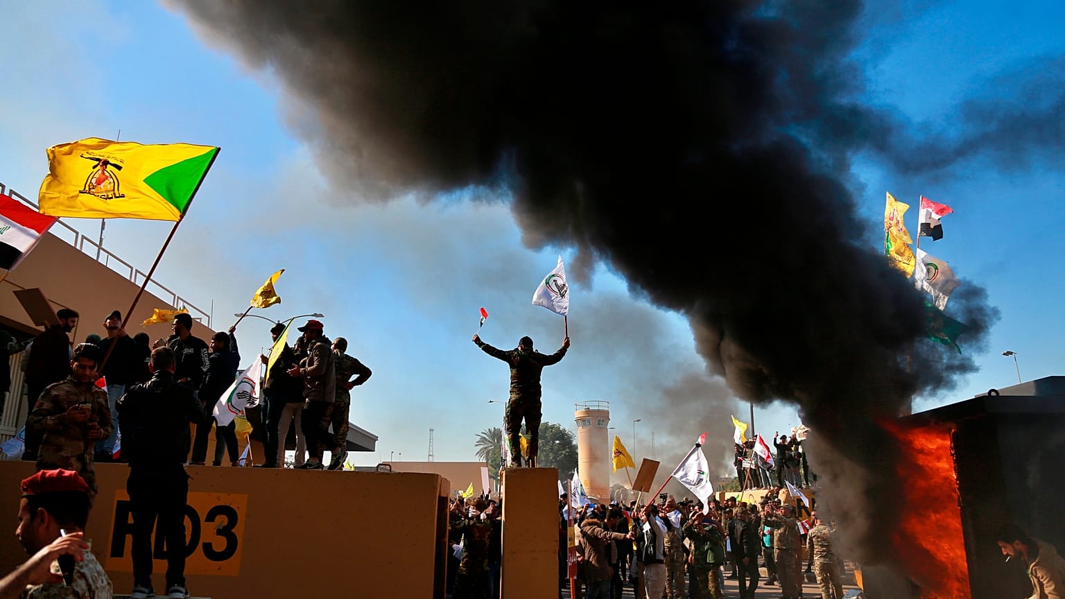 Explosión de ira chií contra la embajada de EEUU en Bagdad