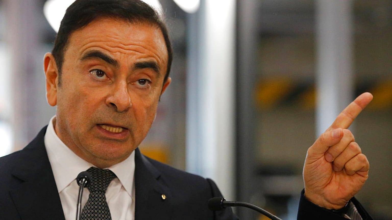 Carlos Ghosn huye de la justicia japonesa y busca refugio en Beirut