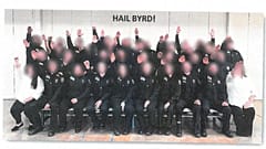 Nazi selamı veren stajyer gardiyanlar