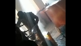 Embaixada dos EUA no Iraque destruída em resposta ao raide aéreo