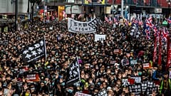 چهارصد نفر در راهپیمایی میلیونی سال نو در هنگ کنگ بازداشت شدند