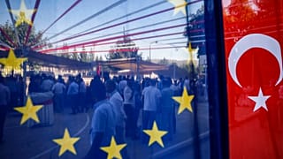 AB ve Türkiye bayrakları