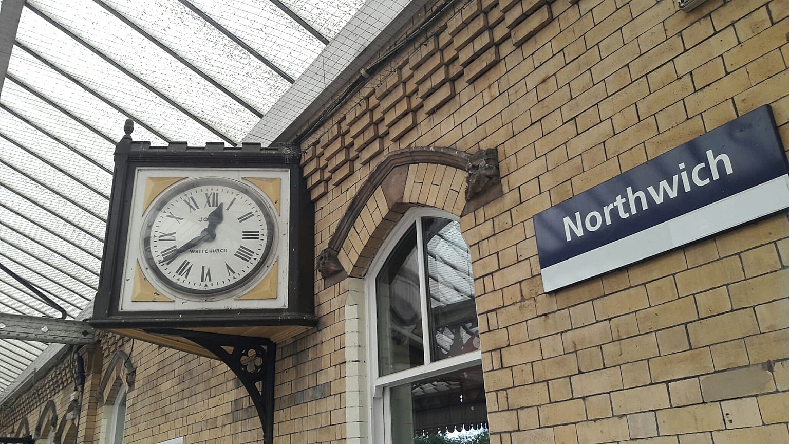 England: Frust über Unpünktlichkeit bei Deutsche-Bahn-Tochter 