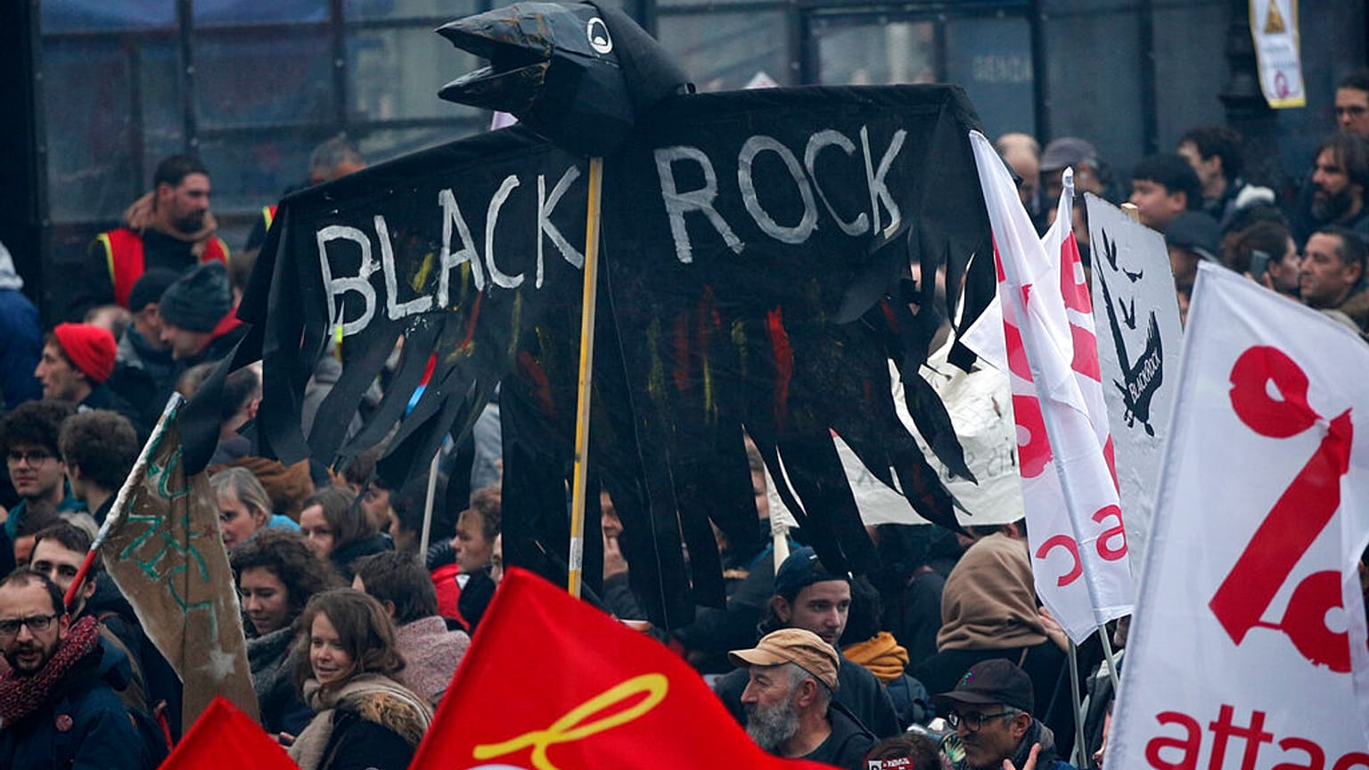 Frankreich: Empörung über Ehrenlegion für BlackRock-Chef 