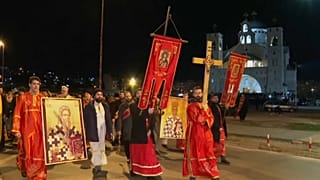 Montenegro: Tausende protestieren gegen neues Kirchengesetz