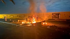 Fotografía de uno de los dos vehículos calcinados en el ataque estadounidense