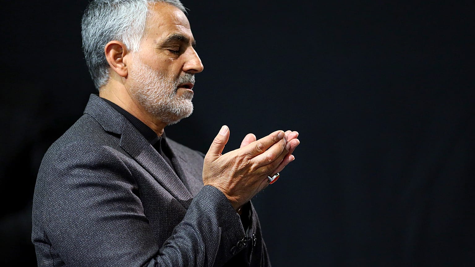 Von "Vorzeigesoldat" bis "Terrorist": Wer war General Ghassem Suleimani?