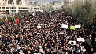 Trauer um Top-General im Iran - Teheran verspricht Rache