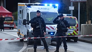 Deadly Paris stabbing becomes terrorism probe