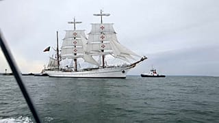 Navio-escola Sagres reedita circum-navegação de Fernão de Magalhães