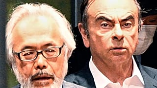 Felhagytak Carlos Ghosn megfigyelésével a szökése előtt