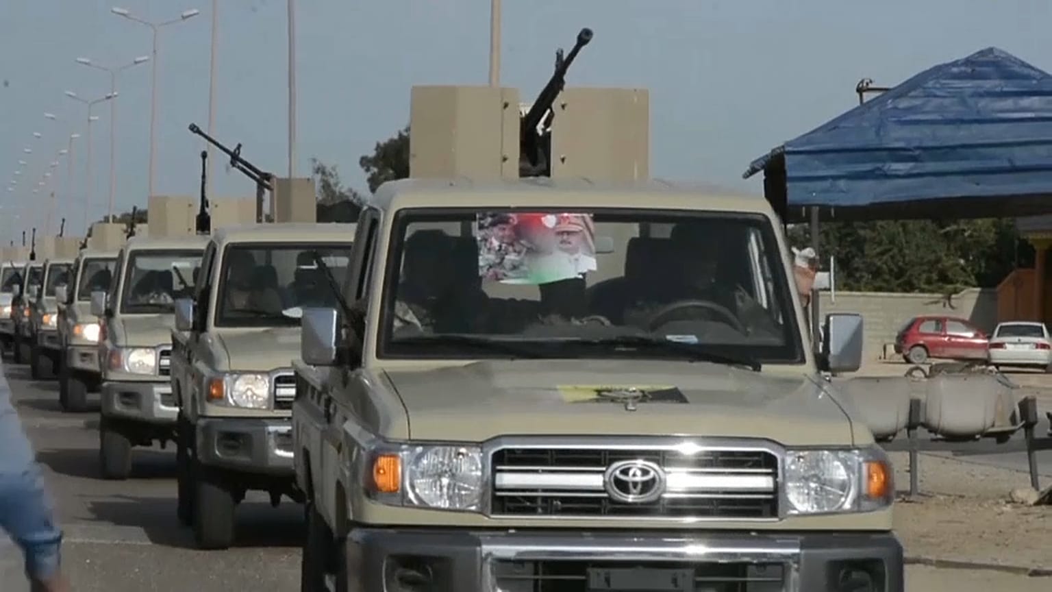 Decenas de muertos en una ofensiva rebelde en Libia antes de la llegada de las tropas turcas