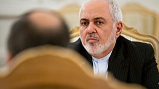 وزير الخارجية الإيراني محمد جواد ظريف مع وزير الخارجية الروسي سيرجي لافروف خلال محادثاتهما في موسكو روسيا الاثنين 30 ديسمبر/ كانون الأول 2019
