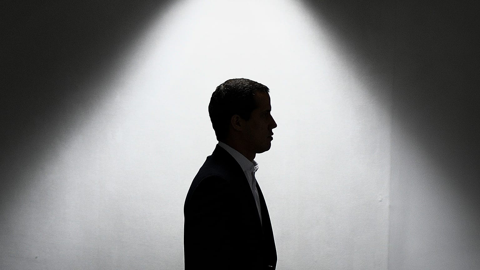 Venezuela'da muhalif lider Juan Guaido'nun geleceği için kritik oylama
