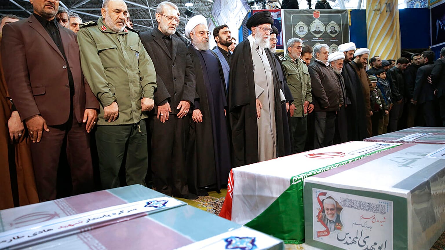 Kasım Süleymani'nin cenaze törenine Ali Hamaney de katıldı
