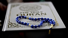 Die zwei größten Glaubensrichtungen im Islam sind Sunniten und Schiiten.