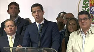 Guaidó intentará entrar al Parlamento como presidente