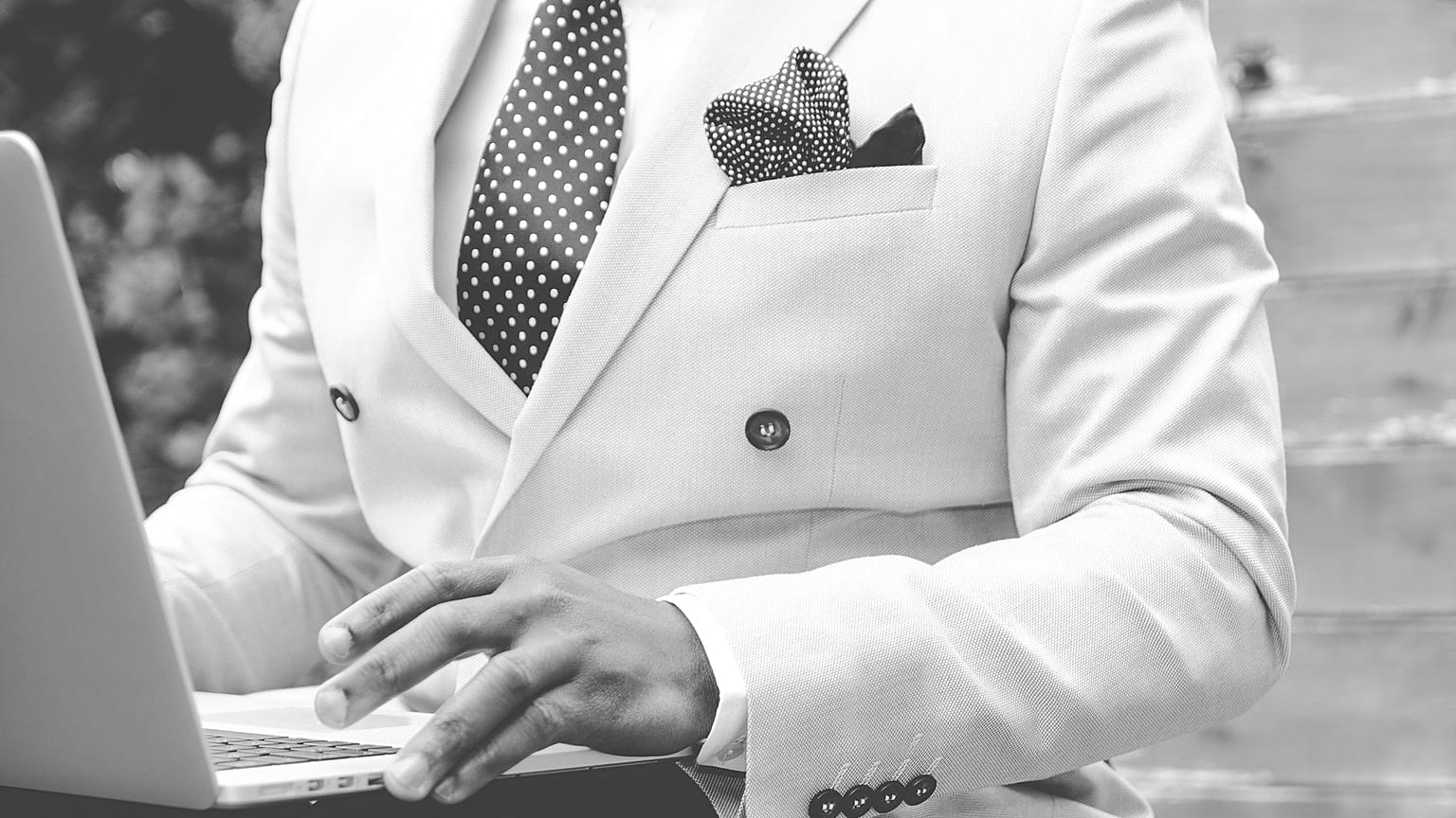 كبار المدراء البريطانيين يتقاضون ما يجنيه العامل خلال 12 شهرا ... في ثلاثة أيام فقط 