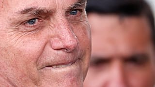 Bolsonaro diz que jornalistas são "espécie em extinção"