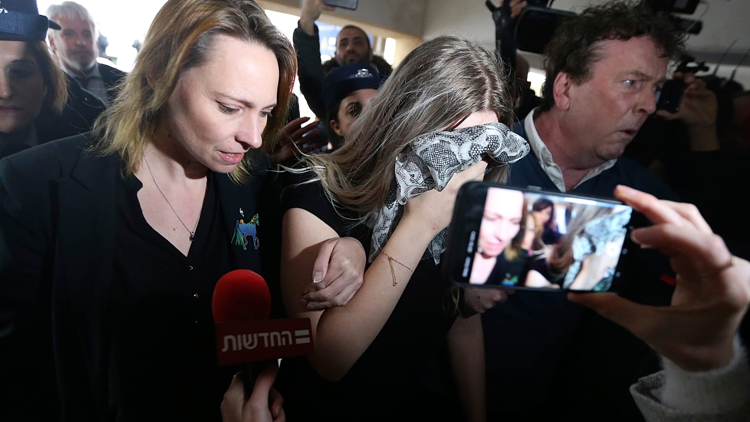 Κύπρος: Σε 4 μήνες με αναστολή καταδικάστηκε η 19χρονη Βρετανίδα