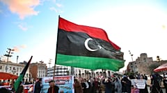 Libya'nın başkenti Trablus'ta halk, Hafter'e karşı protestoda buluştu