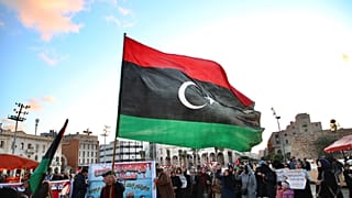 Libya'nın başkenti Trablus'ta halk, Hafter'e karşı protestoda buluştu