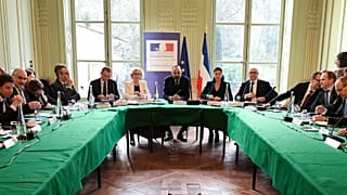 Fransa'da hükümet ve sendika temsilcileri bir araya geldi