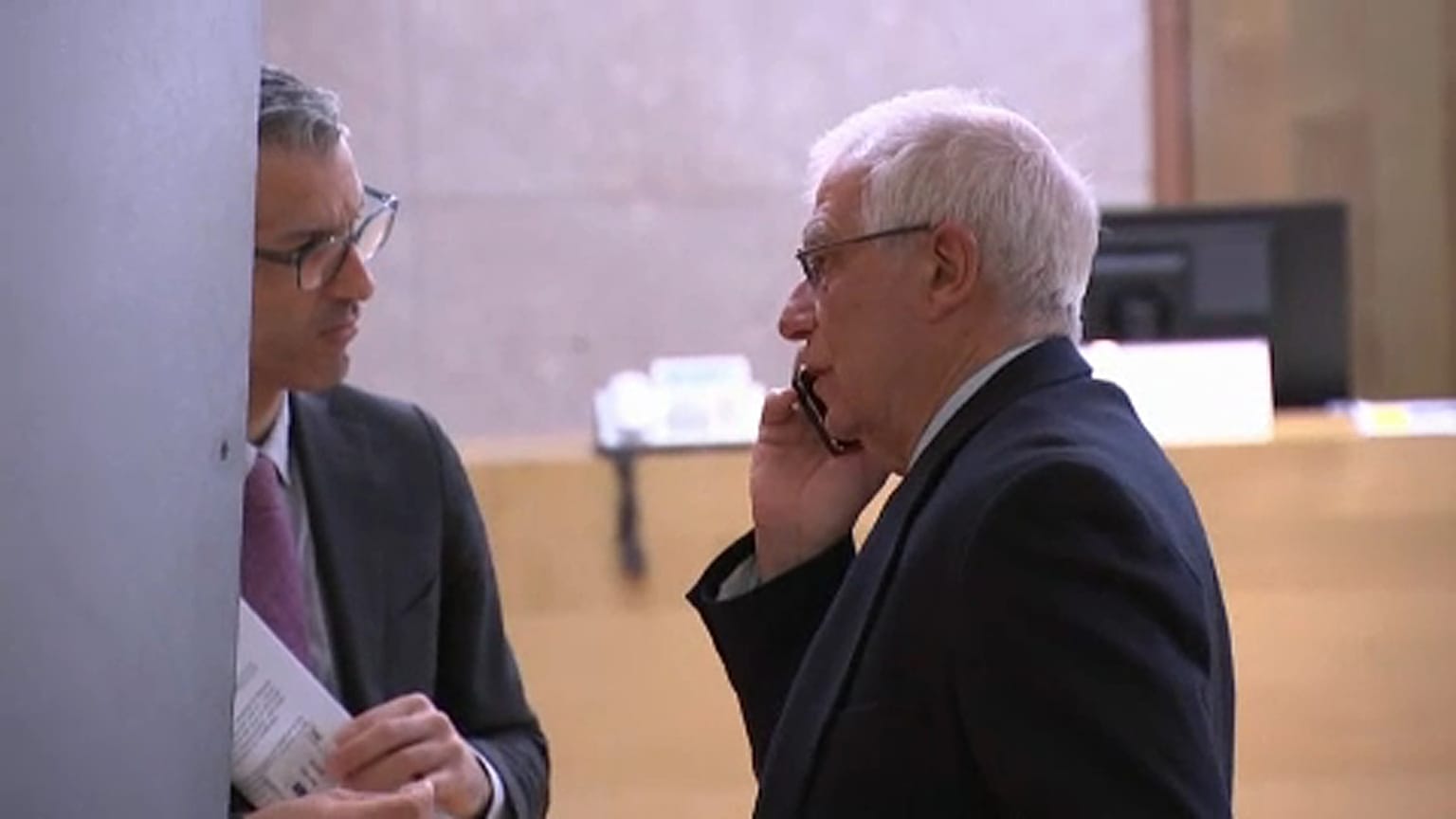 US-Iran: EU urges de-escalation and commitment to Iran nuclear deal