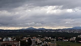 Η "Λυδία" συνεχίζει να ταλαιπωρεί την Κύπρο - Η πρόγνωση του καιρού