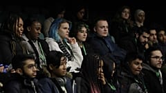 Des étudiants britanniques, lors d'une conférence sur le Brexit organisée au Westminster Kingsway College à Londres, le  19 novembre 2019.