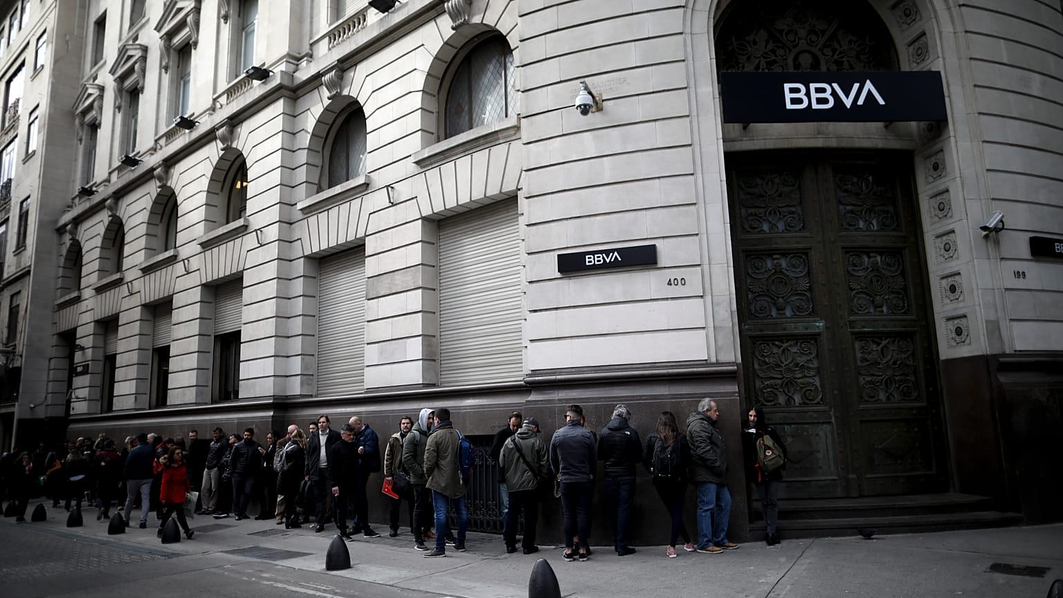 Polémica en BBVA: Su filial turca no acepta a los disidentes de Erdogan